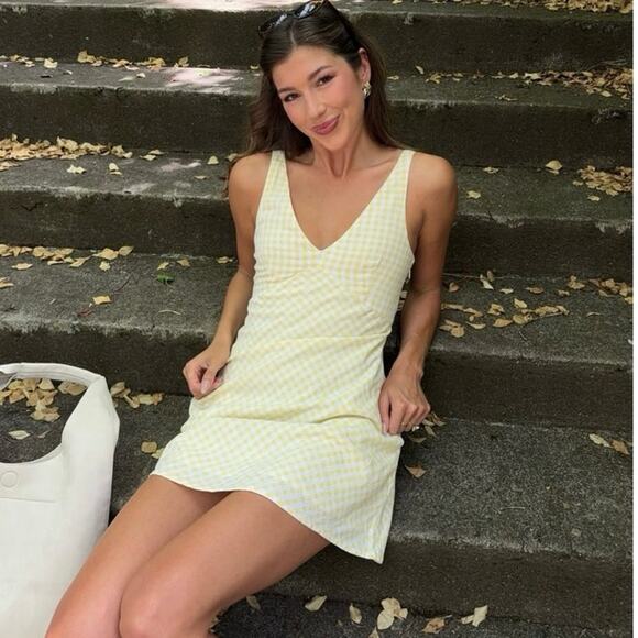 Abercrombie & Fitch Linen Gingham Mini Dress Yellow White V-Neck EUC Sz S - Picture 1 of 11